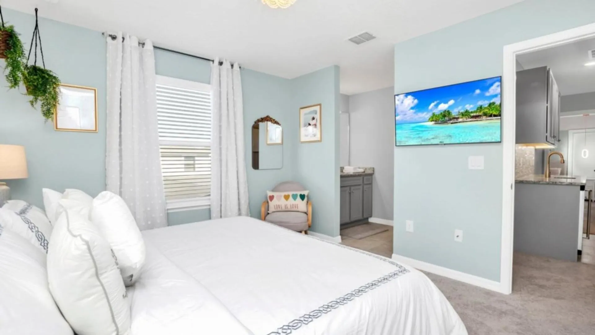 Exclusive 9 Bedroom Estate For Rent 6323 Davenport 0*,  USA