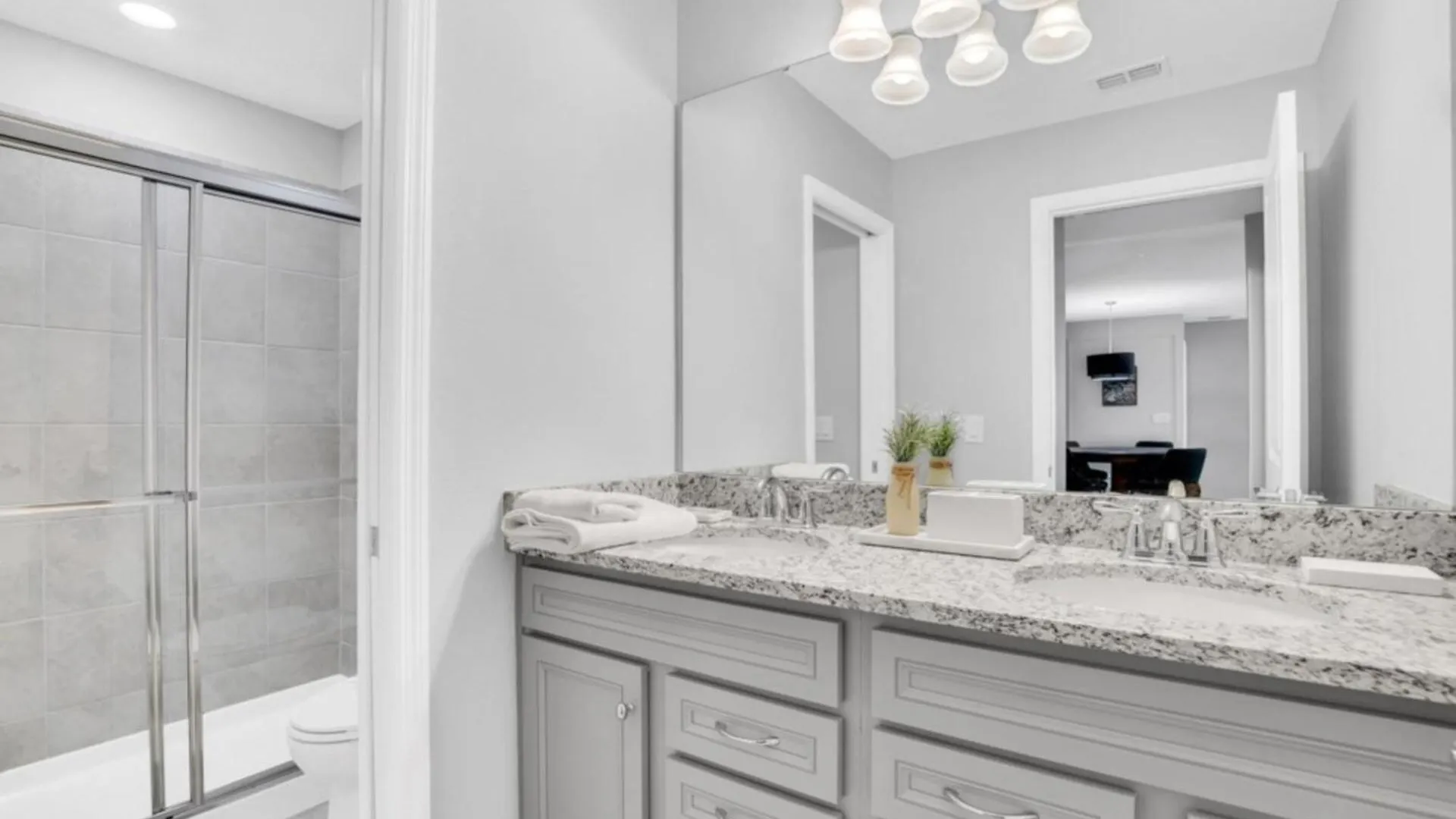 Villa Exclusive 9 Bedroom Estate For Rent 6323 Davenport