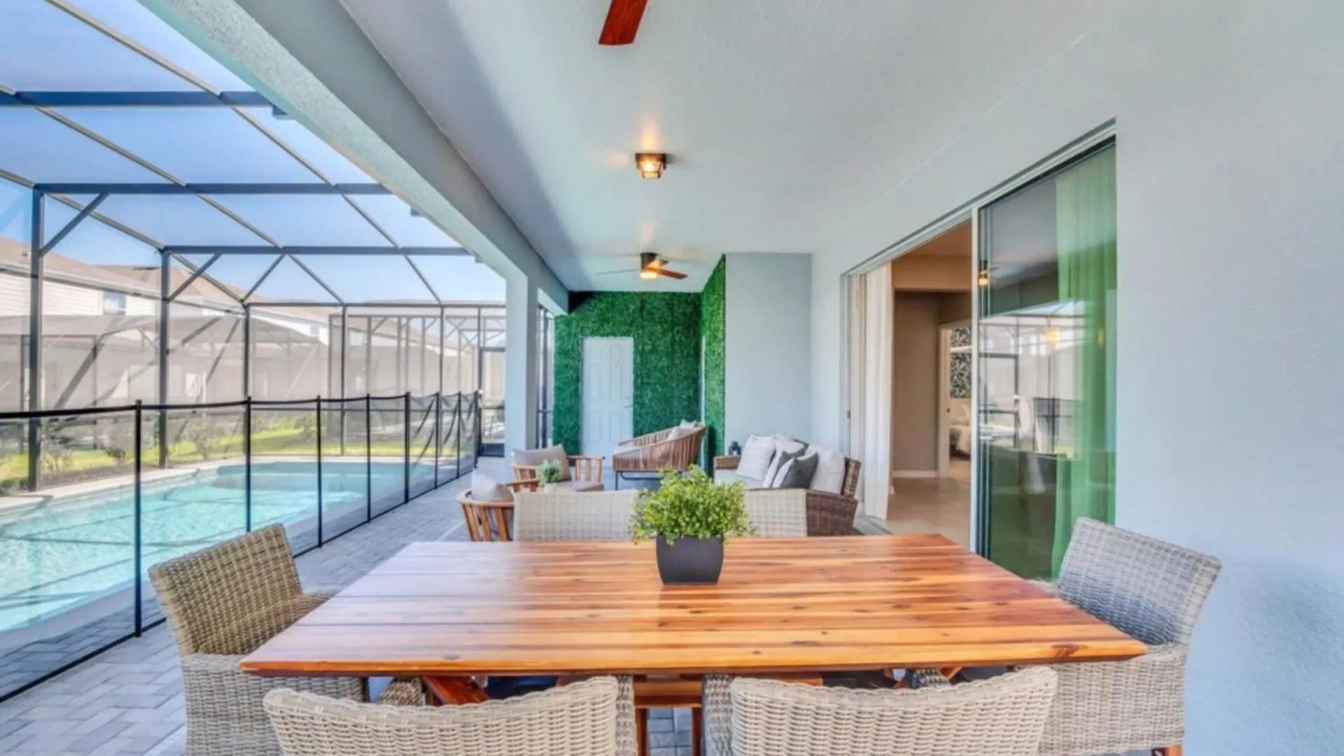 Exclusive 9 Bedroom Estate For Rent 6323 Davenport