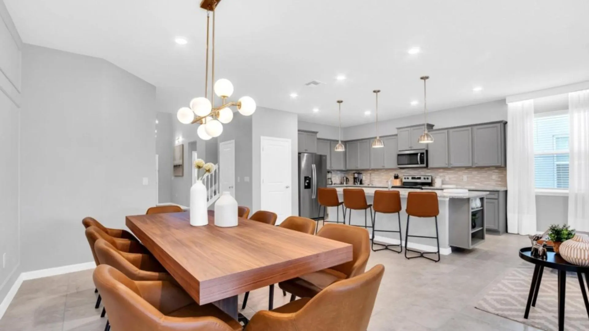 Exclusive 9 Bedroom Estate For Rent 6323 Davenport 0*,